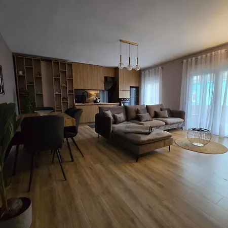 Charming Escape アパート *